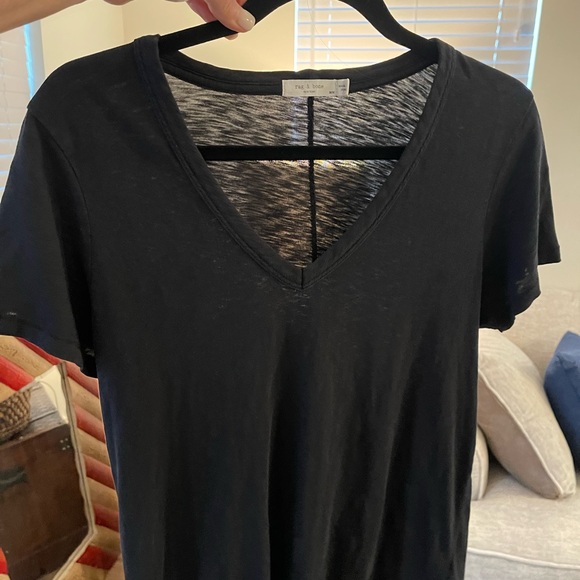 Rag-Bone THE SLUB V NECK ORGANIC PIMA COTTON BLACK T-SHIRT - Picture 8 of 10